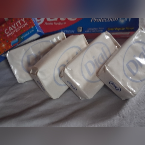 -Hygiene Essentials Bundle- - Picture 5 of 10